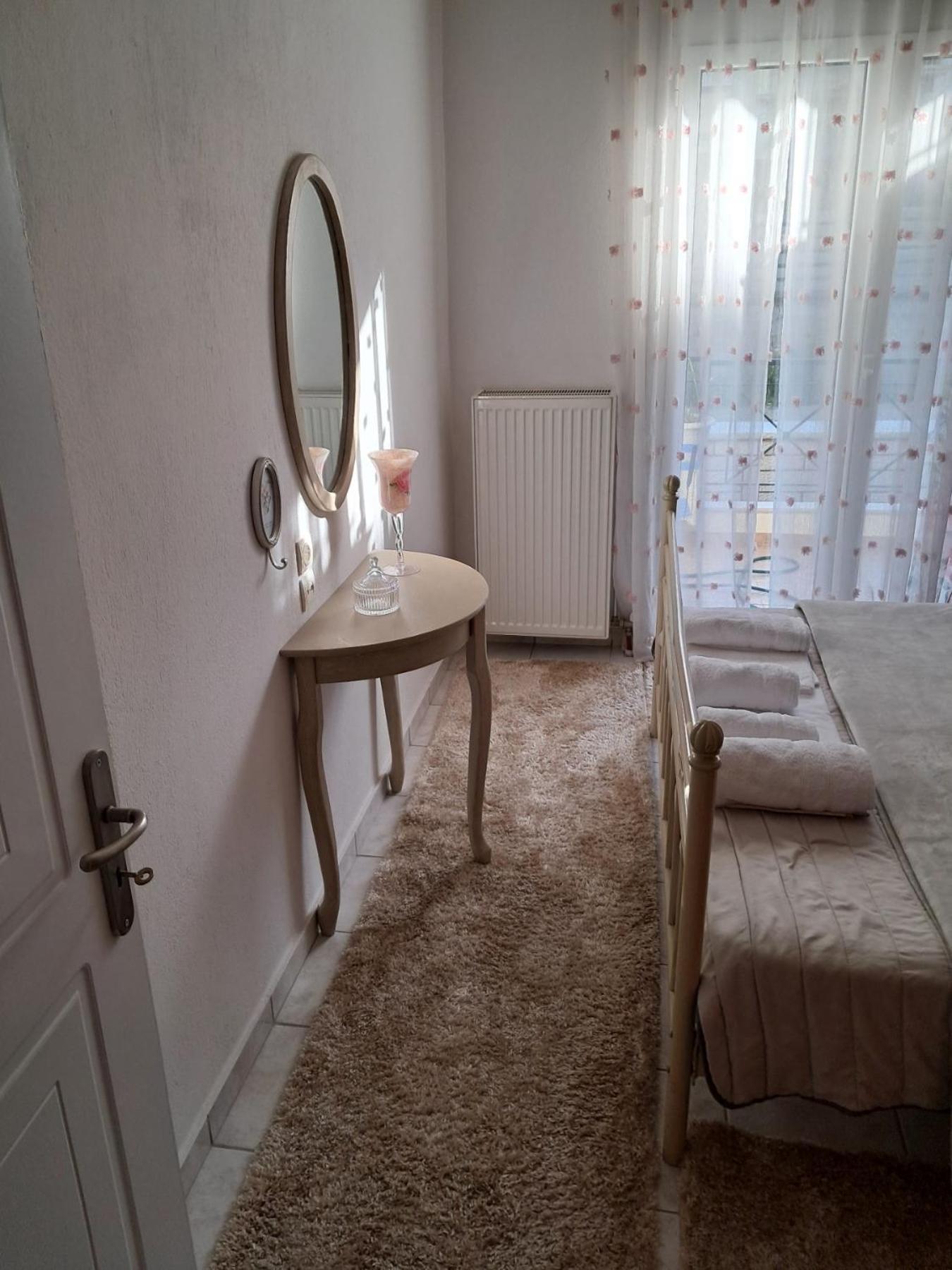 M Home Place Palio Limani Exterior photo